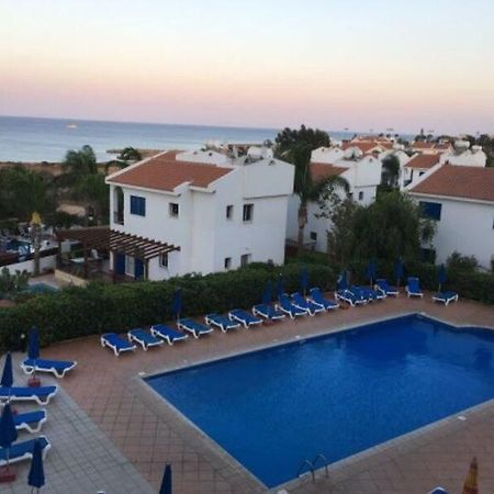 Maistros Hotel Apartments Протарас Экстерьер фото